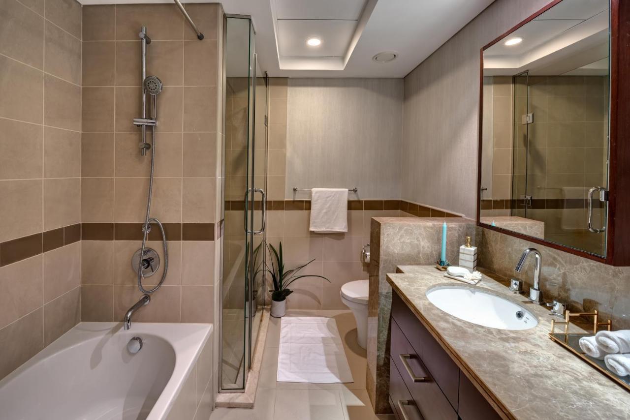Durrani Homes - Designer 2Br Apt With Stunning Burj Khalifa And Fountain View Дубай Екстериор снимка
