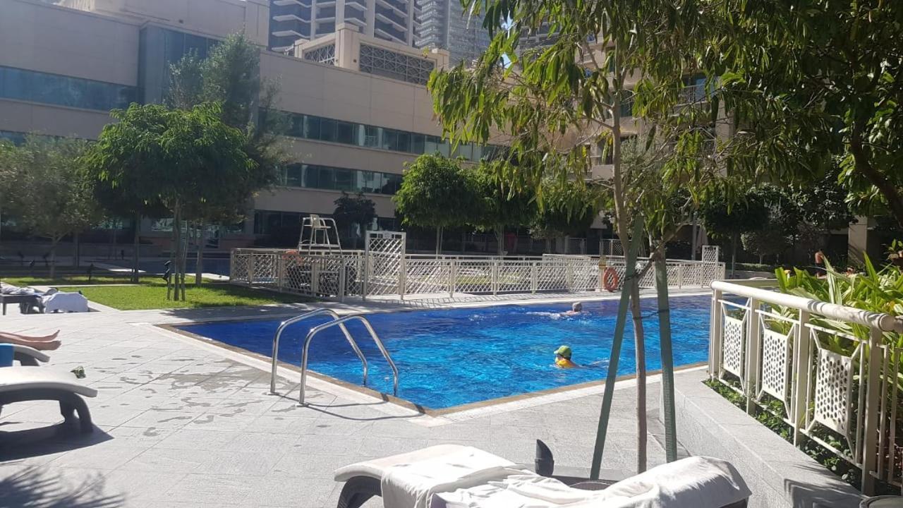 Durrani Homes - Designer 2Br Apt With Stunning Burj Khalifa And Fountain View Дубай Екстериор снимка